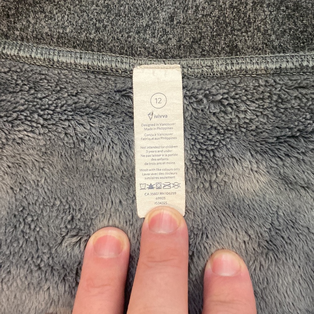 Ivivva by Lululemon fleece wrap mock neck grey girls size 12 sweater jacket - Picture 4 of 7